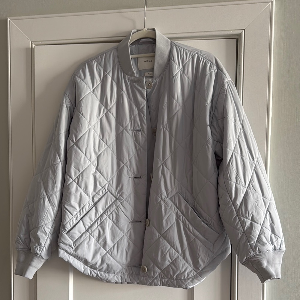 Everlane Women's Light Gray Quilted Jacket